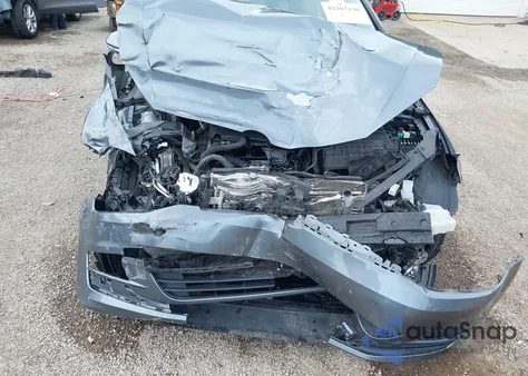 2017 Volkswagen Golf Tsi S 4-Door/Tsi Se 4-Door/Tsi Sel 4-Door/Tsi Wolfsburg Edition 4-Door z USA, uszkodzony, nr VIN 3VW217AU5HM065982